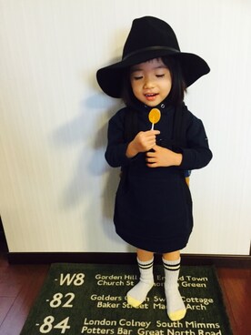 「SHIPS（シップス）のSHIPS KIDS:3P ライン ソックス（ソックス/靴下）」を使った、YUIさん（キッズ・90cm）の秋コーディネート