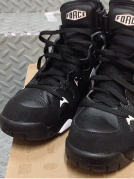 Lau Chung Mingさんのコーディネート