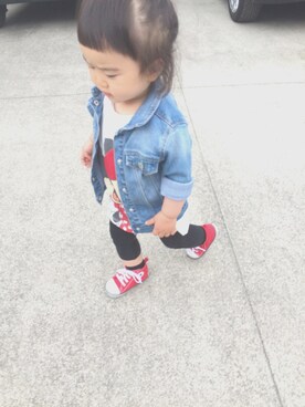 「ZARA KIDSのアイテム（デニムジャケット、ブルー系）」を使った、Cocoさん（キッズ・90cm）の春コーディネート