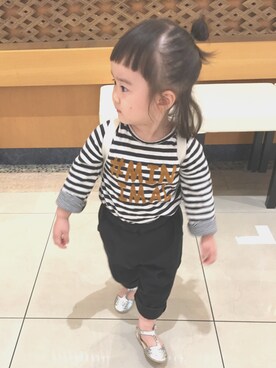「ZARA KIDSのアイテム（Tシャツ/カットソー、ホワイト系）」を使った、Cocoさん（キッズ・90cm）の秋コーディネート