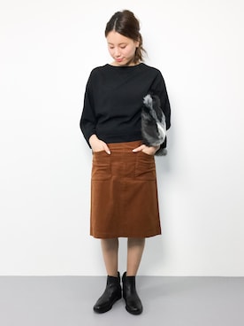 「coca（coca）（コカ）のアイテム（クラッチバッグ）」を使った、ぐっさんさん（レディース・166cm）の秋コーディネート