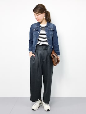 「Factor=（ファクターイコール）のアイテム（バッグ）」を使った、ぐっさんさん（レディース・166cm）の秋コーディネート