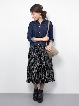 「URBAN RESEARCH ROSSO WOMEN（アーバンリサーチ　ロッソ）のアイテム（デニムジャケット）」を使った、ぐっさんさん（レディース・166cm）の秋コーディネート