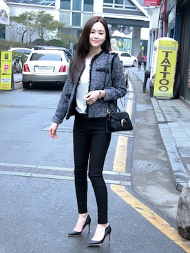 「アイテム（ノーカラージャケット、グレー系）」を使った、GOGOSINGさん（レディース・160cm）の春コーディネート