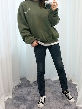 「アイテム（スウェット、ピンク系）」を使った、GOGOSINGさん（レディース・160cm）の冬コーディネート