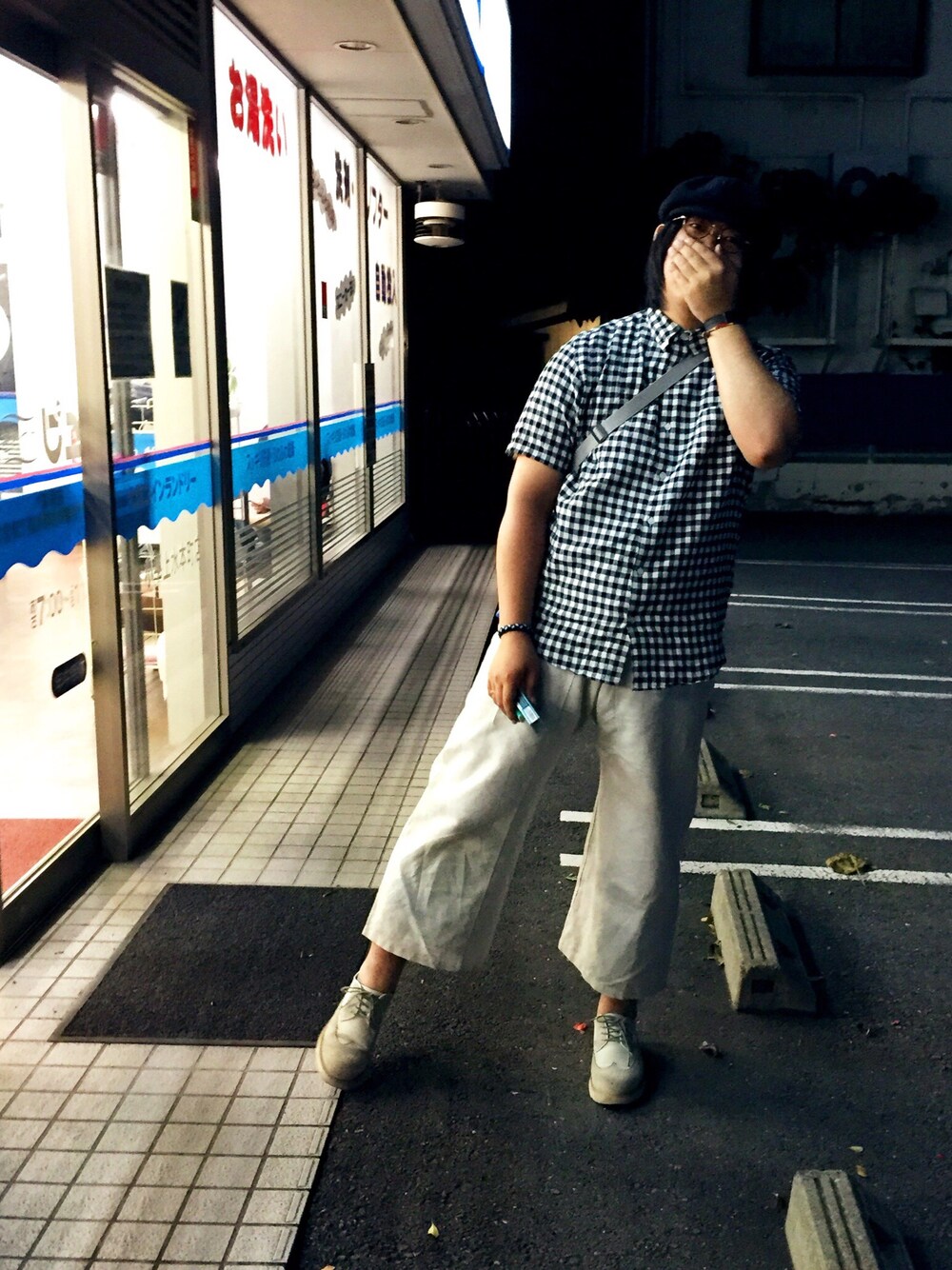 「GUのアイテム（シャツ/ブラウス、ブラック系）」を使った、y.endoさん（メンズ・175cm）の夏コーディネートの1枚目の写真