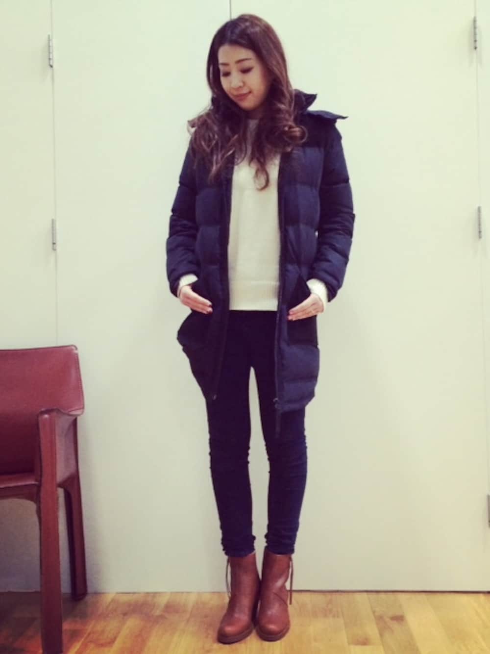 「ACNE、Ron Herman、AcneStudios」｜「Ron Hermanのダウンコート（ダウンジャケット/コート、ブラック系）」を使った、ARTWORKさん（レディース・168cm）の冬コーディネートの1枚目の写真