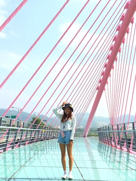 「SQUAD（スクアッド）のアイテム（帽子）」を使った、李婉瑜さん（レディース・158cm）の秋コーディネート