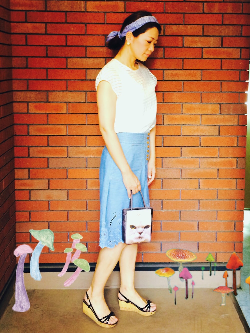 「PRADA、laula、ウェッジサンダル、Anya Hindmarch」｜「ADAM ET ROPE'の【ショップ人気アイテム】シースルーボーダーTブラウス（シャツ/ブラウス、ホワイト系）」を使った、shocoさん（レディース・169cm）の夏コーディネートの1枚目の写真