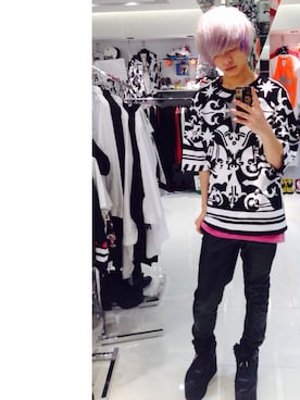 「MONKI（モンキ）のアイテム」を使った、yasuさん（メンズ・176cm）の春コーディネート