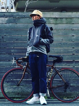 「and wander（アンドワンダー）のアイテム（パーカー）」を使った、minimaljpさん（メンズ・173cm）の冬コーディネート