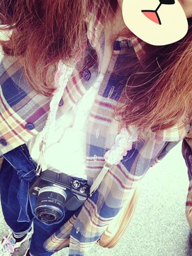 「カメラ女子」｜「アイテム（その他トップス）」を使った、まゆさん（レディース・155cm）の秋コーディネート