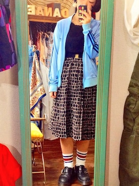 「Old adidas（オールドアディダス）のアイテム（ジャケット/アウター）」を使った、しめちゃんさん（レディース・160cm）の秋コーディネート