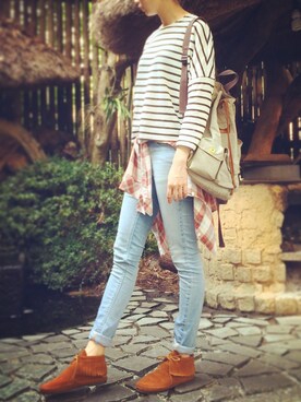 「ZARA（ザラ）のアイテム（デニムパンツ、ブルー系）」を使った、Ada さん（レディース・173cm）の秋コーディネート