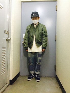「Levi's」｜「アイテム（ミリタリージャケット）」を使った、shun___pさん（メンズ・165cm）の冬コーディネート