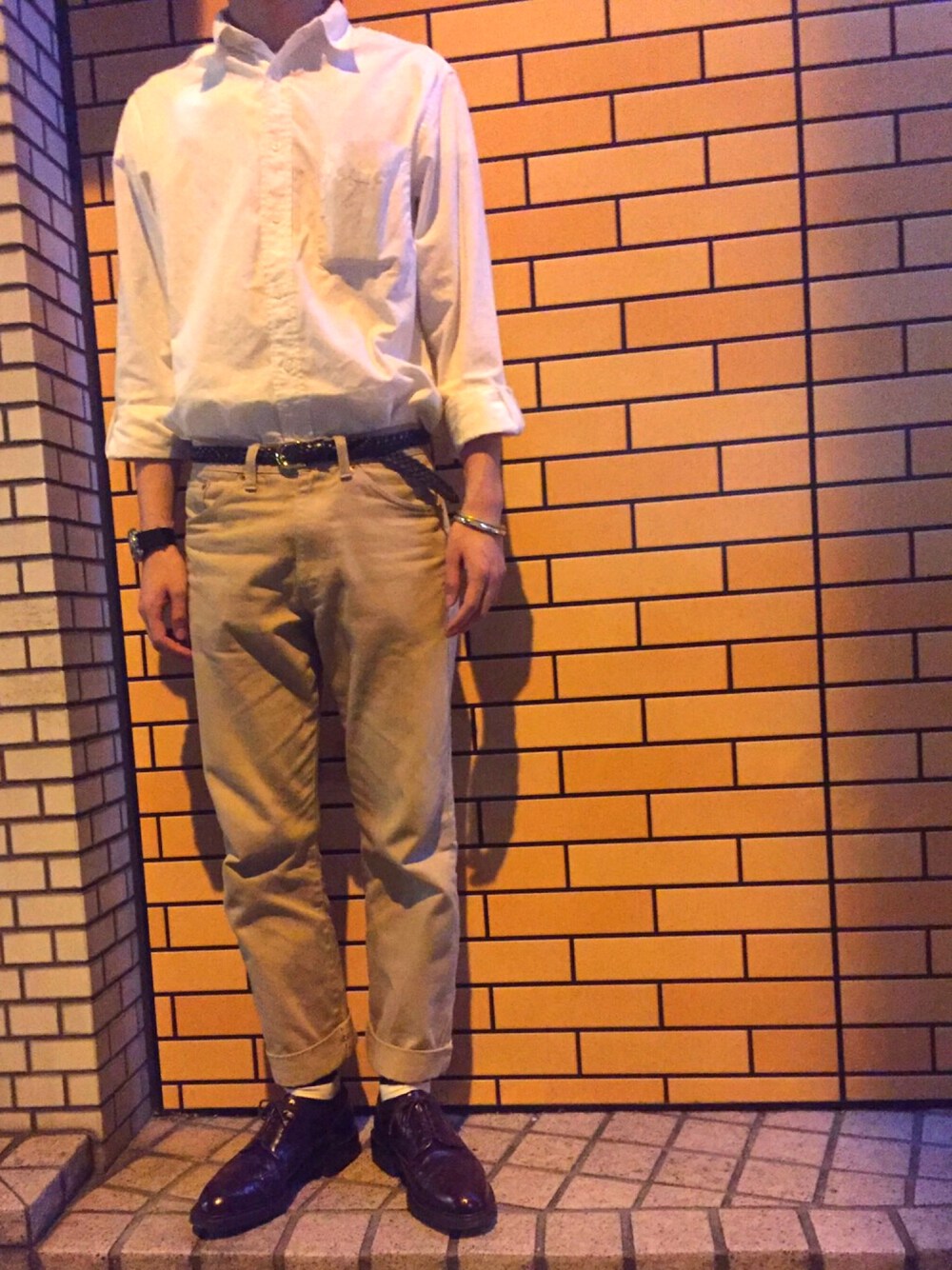「きれいめカジュアル、シャツスタイル、ドレスシューズ、特になし」｜「CROCKETT&JONESのCROCKETT&JONES / クロケット&ジョーンズ: cordvan 8（ドレスシューズ、レッド系）」を使った、lemonさん（メンズ・170cm）の夏コーディネートの1枚目の写真