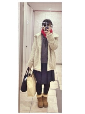 「モスグリーン」｜「アイテム（ダウンジャケット/コート）」を使った、kamiさん（レディース・156cm）の冬コーディネート