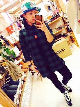 「MILKCRATE（ミルクレイト）のアイテム」を使った、misatoさん（レディース・161cm）の冬コーディネート