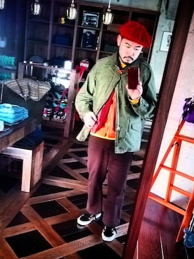 「アイテム（ベスト、レッド系）」を使った、馬場 諒太郎さん（メンズ・160cm）の冬コーディネート