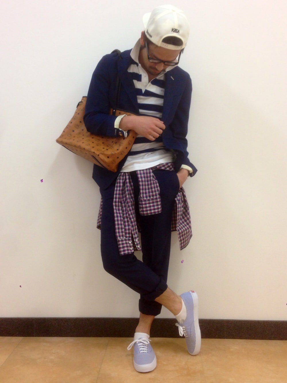 「LHP、L.H.P、LHP大阪」｜「L.H.PのLHP/エルエイチピー/MCM/エムシーエム/REVERSIBLE TOTEBAG　ZEBLA（トートバッグ、ブラウン系）」を使った、LHP大阪店 嶋村さん（メンズ・175cm）の春コーディネートの1枚目の写真