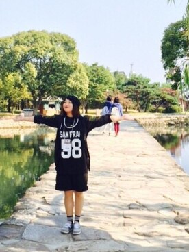 「アイテム（ナイロンジャケット、グリーン系）」を使った、Kemaさん（レディース・166cm）の秋コーディネート