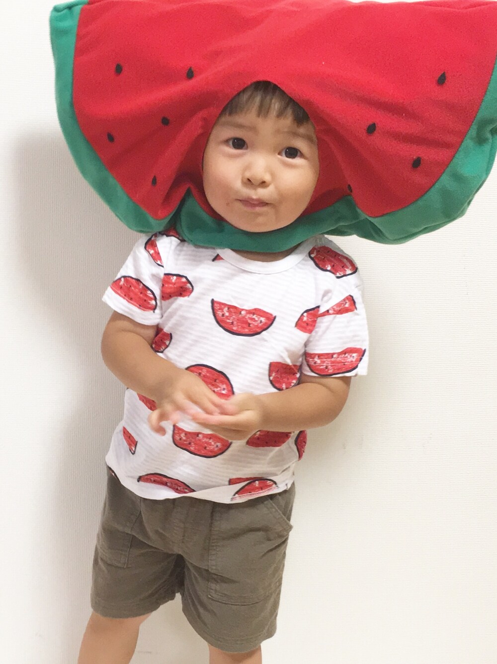 「ハンドメイド、男の子、スイカ、夏」｜「西松屋のアイテム（その他パンツ、グリーン系）」を使った、Tojiiiiiinさん（キッズ・90cm）の夏コーディネートの1枚目の写真