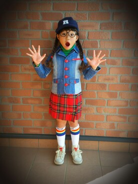 「One deux boo（ワンドゥーブー）のアイテム（スカート）」を使った、RAMUさん（キッズ・120cm）の冬コーディネート