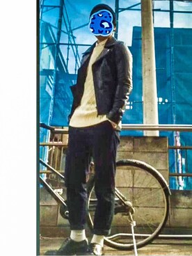 「ブラック×ホワイト」｜「アイテム（ライダースジャケット）」を使った、質より量さん（メンズ・171cm）の冬コーディネート