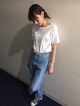 「goocy.のアイテム（Tシャツ/カットソー、ホワイト系）」を使った、小林 ひかる さん（レディース・164cm）の秋コーディネート
