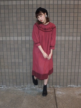 「MOUSSY（マウジー）のSUMMER KNIT ベレー（ハンチング/ベレー帽、ブラック系）」を使った、小林 ひかる さん（レディース・164cm）の冬コーディネート