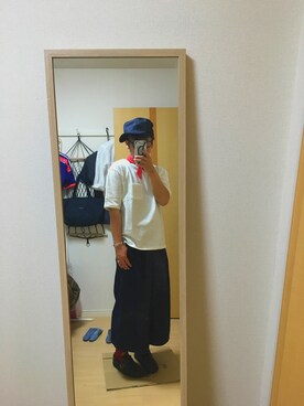 「GU（ジーユー）のアイテム（デニムパンツ、ブルー系）」を使った、HOSHIさん（メンズ）の春コーディネート