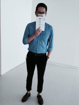 「WHILE（ワイル）のアイテム（その他シューズ）」を使った、geraldさん（メンズ・180cm）の春コーディネート