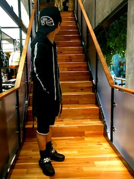 「KMRii（ケムリ）のアイテム（パーカー）」を使った、みねさん（メンズ・161cm）の夏コーディネート