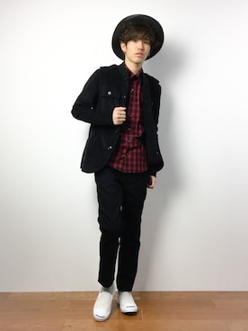 「UP START（アップスタート）のアイテム（帽子）」を使った、住本 健一さん（メンズ・176cm）の春コーディネート