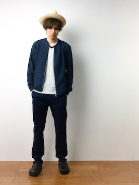 「アイテム（パーカー、ブルー系）」を使った、住本 健一さん（メンズ・176cm）の春コーディネート