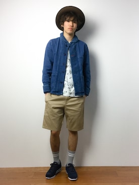 「STUDIOUS（ステュディオス）のアイテム（チノパンツ）」を使った、住本 健一さん（メンズ・176cm）の春コーディネート