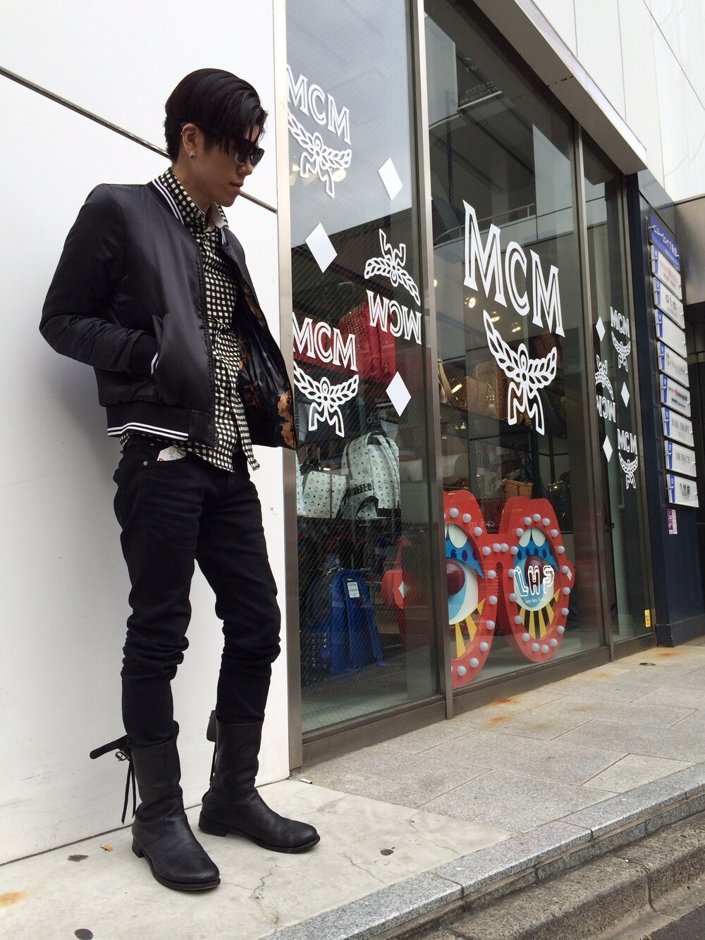「L.H.PのLHP/エルエイチピー/DANKESCHONE/ダンケシェーン/PADDING ANTIQUE STYLE BLOUSON（スタジャン）」を使った、Kazuya Kitamuraさん（メンズ・178cm）の冬コーディネートの1枚目の写真