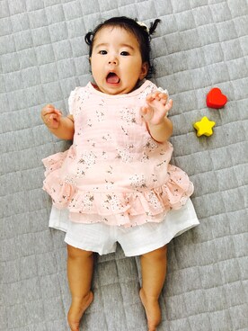 「韓国子供服のアイテム（シャツ/ブラウス、ピンク系）」を使った、saeeさん（キッズ）の夏コーディネート