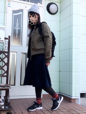 「TOMMY（トミー）のアイテム（ニットキャップ/ビーニー）」を使った、すぅさん（レディース・161cm）の秋コーディネート