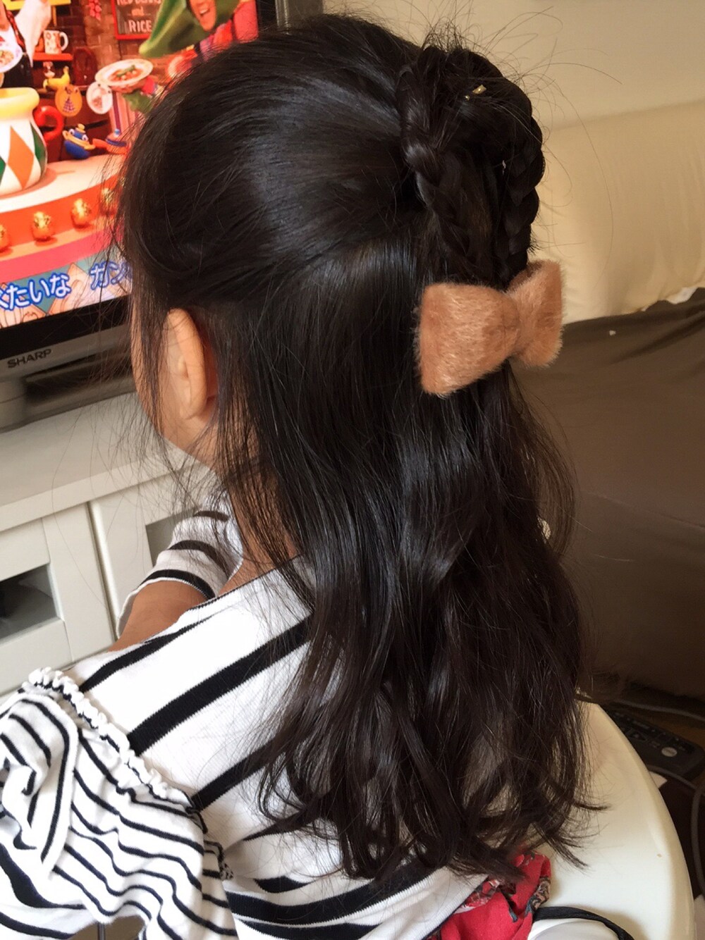 「no brandのアイテム（その他ヘアアクセサリー、ブラウン系）」を使った、けいちんさん（キッズ・100cm）の秋コーディネートの1枚目の写真