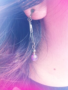 「アイテム（アクセサリー、パープル系）」を使った、もぐさん（レディース・170cm）の春コーディネート