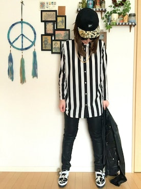 「丸サングラス」｜「アイテム（ライダースジャケット）」を使った、YUKiさん（レディース・170cm）の秋コーディネート