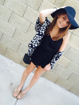「Guess（ゲス）のアイテム（その他シューズ）」を使った、momoさん（レディース・155cm）の夏コーディネート