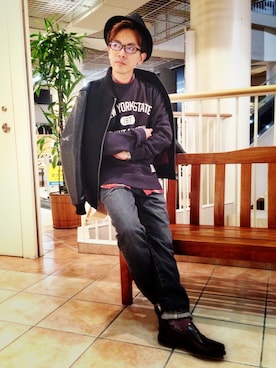 「黒縁メガネ」｜「アイテム（スタジャン）」を使った、Unoさん（メンズ・163cm）の秋コーディネート
