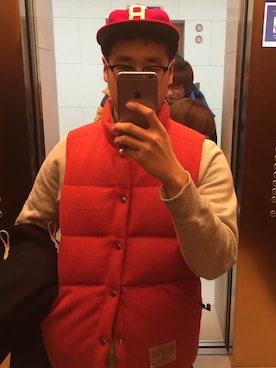 「sweatshirt」｜「アイテム（キャップ）」を使った、younsukcrvzy さん（メンズ・184cm）の冬コーディネート