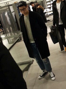 「Acne Studios（アクネストゥディオズ）のアイテム（ダウンジャケット/コート）」を使った、younsukcrvzy さん（メンズ・184cm）の冬コーディネート