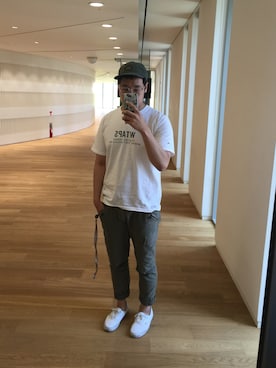 「CLOSED（クローズド）のアイテム（パンツ）」を使った、younsukcrvzy さん（メンズ・184cm）の春コーディネート