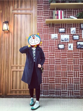 「CONVERSE（コンバース）のアイテム（その他シューズ、ホワイト系）」を使った、wwwingMAKさん（レディース・171cm）の冬コーディネート