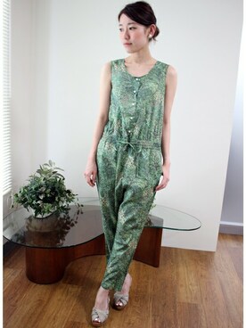 「アイテム（つなぎ/オールインワン、グリーン系）」を使った、ivory court　南町田店スタッフAさん（レディース・162cm）の夏コーディネート