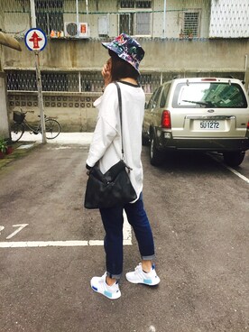 「5（ファイブ）のアイテム（バッグ）」を使った、Mia Liuさん（レディース・164cm）の春コーディネート